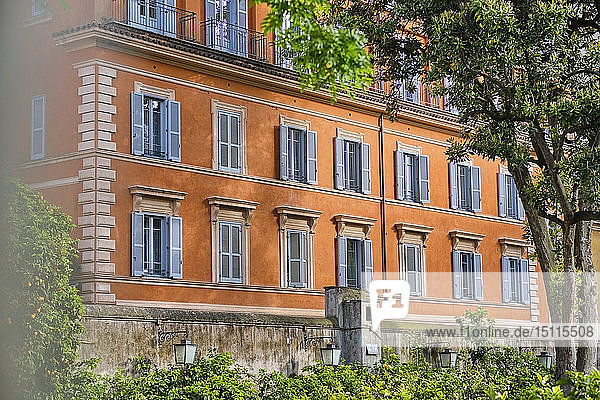 Fassade eines Hauses  Rom  Italien