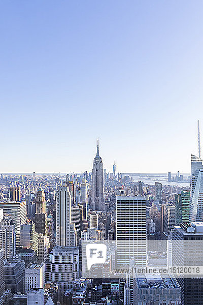 Skyline zur blauen Stunde  Manhattan  New York City  USA