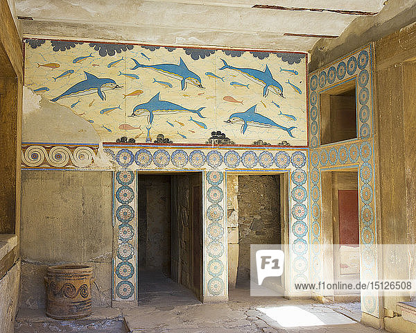 Das Megaron der Königin und Delphinfresko im minoischen Palast von Knossos (Knososos)  Iraklio (Heraklion)  Kreta  Griechische Inseln  Griechenland  Europa