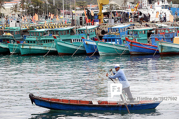 Fischerboote  Hafen An Thoi  Vietnam  Indochina  Südostasien  Asien