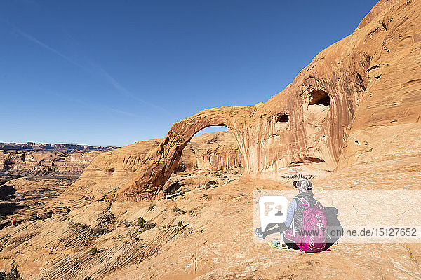 Corona Arch und Bootlegger Canyon  Moab  Utah  Vereinigte Staaten von Amerika  Nordamerika
