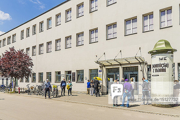 Oskar Schindlers Emaillefabrik  heute ein Museum im ehemaligen historischen jüdischen Ghetto in Podgorze  Krakau  Polen  Europa