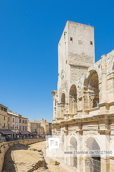 Amphitheater von Arles  UNESCO-Weltkulturerbe  Arles  Bouches du Rhone  Provence  Provence-Alpes-Cote d'Azur  Frankreich  Europa