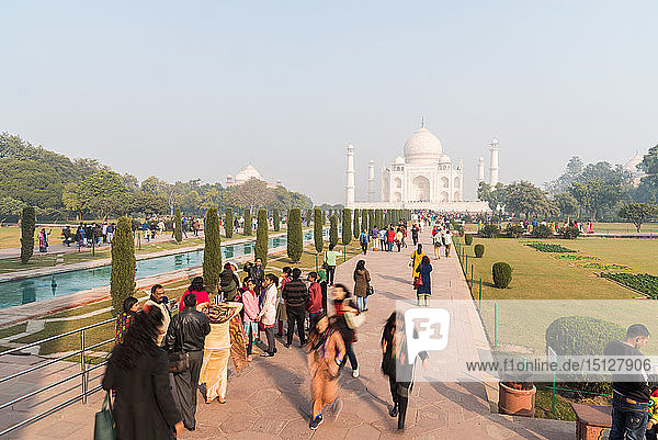 Das Taj Mahal  UNESCO-Weltkulturerbe  Agra  Uttar Pradesh  Indien  Asien
