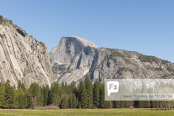Half Dome  Yosemite-Nationalpark  UNESCO-Welterbe  Kalifornien  Vereinigte Staaten von Amerika  Nordamerika