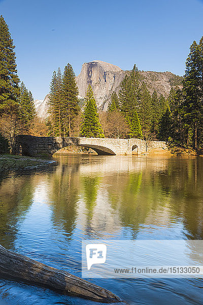 Half Dome  Yosemite-Nationalpark  UNESCO-Welterbe  Kalifornien  Vereinigte Staaten von Amerika  Nordamerika