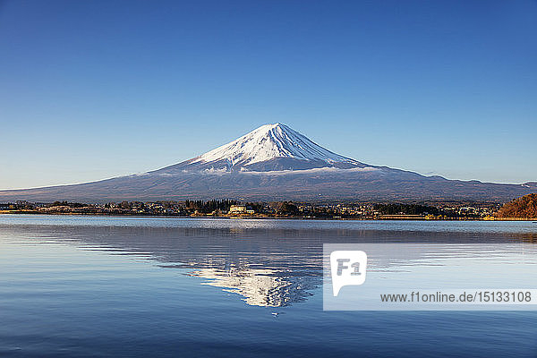 Mount Fuji  3776m  UNESCO World Heritage Site  and Kawaguchiko lake  Yamanashi Prefecture  Honshu  Japan  Asia