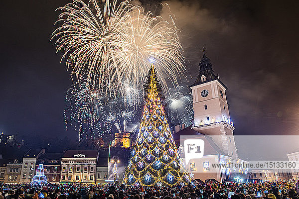 Fireworks over Brasov main square on New Years Eve  Brasov  Brasov County  Romania  Europe