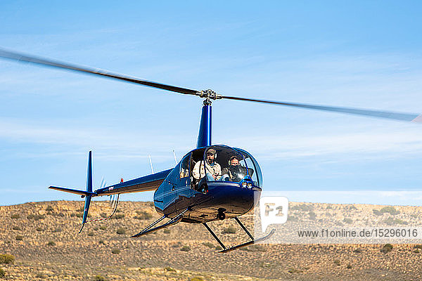 Hubschrauberflug über ländlicher Landschaft  Kapstadt  Westkap  Südafrika