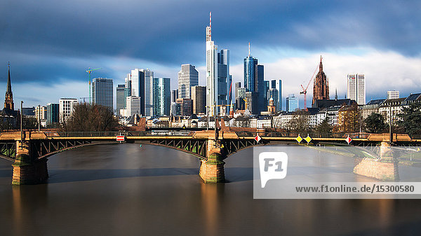 Skyline  Frankfurt am Main  Hessen  Deutschland  Europa