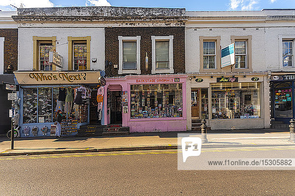 Bunte Häuser und Geschäfte in der Nähe von Notting Hill,  London,  UK