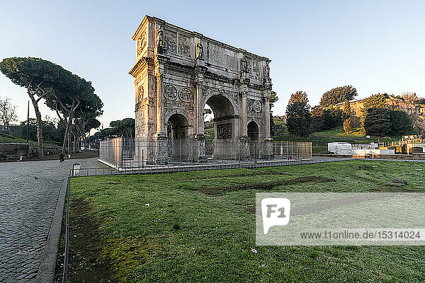 Arch of Constantine  Rome  Italy
