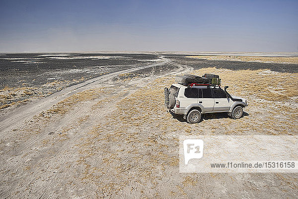 Off-road vehicle at the Makgadikgadi Pans  Botswana