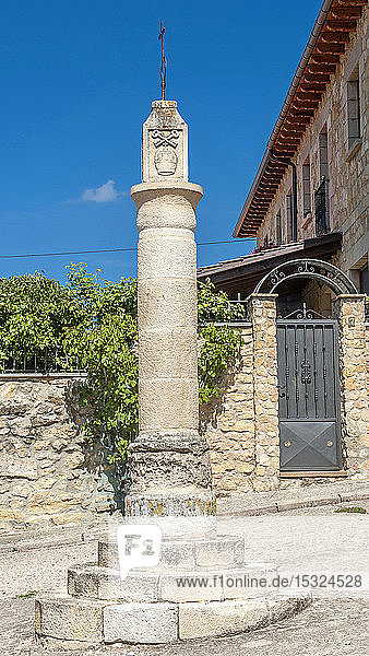 Spanien  Autonome Gemeinschaft Kastilien und León  Provinz Burgos  Martyrium des historischen Dorfes Silos.