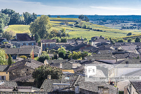 Frankreich  Gironde  Saint Emilion  Dächer der Häuser des Dorfes (UNESCO-Welterbe)