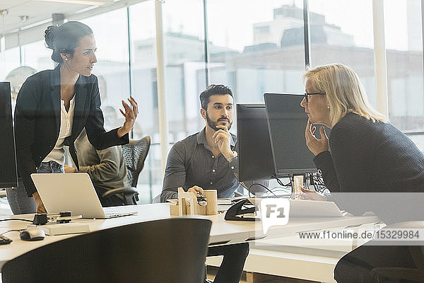Businesspeople in office