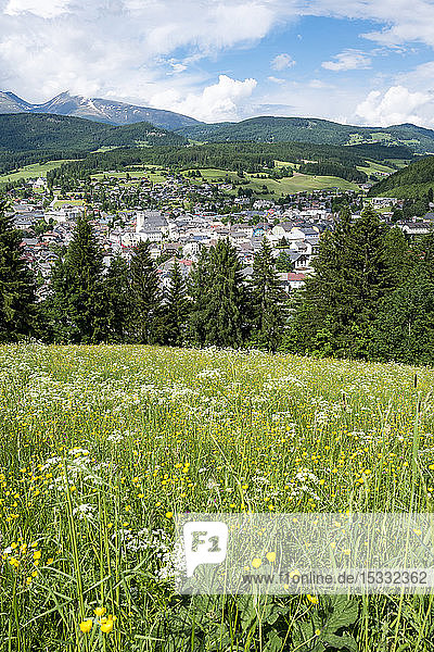 Österreich  UNESCO-Biosphärenpark Salzburger Lungau  Tamsweg ist eine Marktgemeinde im österreichischen Bundesland Salzburg  der Ort von St. Leonhardhill