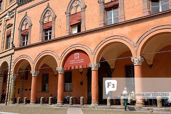 Europa  Italien  Emilia-Romagna  Bologna  Sankt-Stephan-Platz  Kolonnade