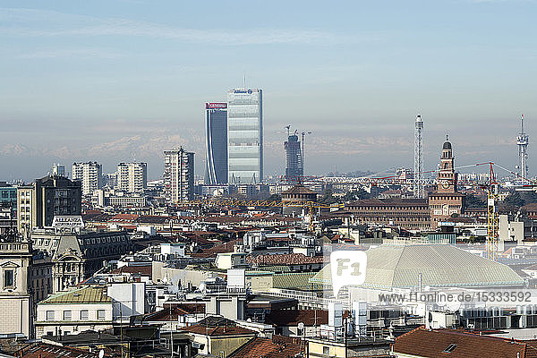 Italien  Lombardei  Mailand  Stadtbild vom Dach des Doms