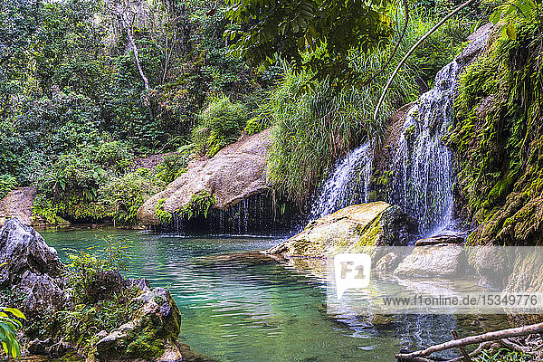 Wasserfall El Nicho in der Sierra del Escambray unweit von Cienfuegos  Kuba  Westindien  Karibik  Mittelamerika