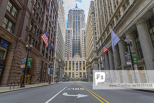 Blick auf das Gebäude des Chicago Board of Trade  Chicago  Illinois  Vereinigte Staaten von Amerika  Nord-Amerika