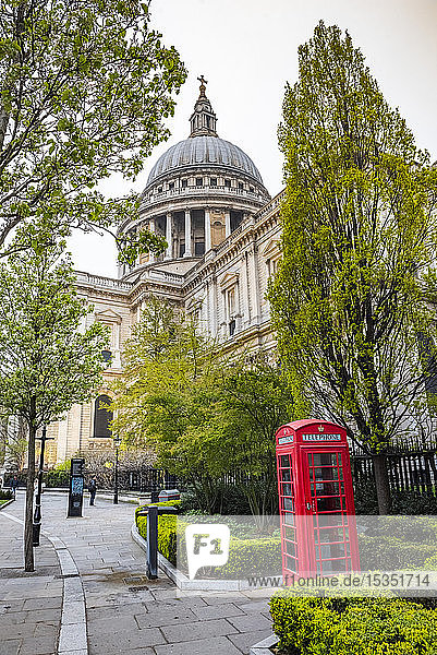 St. Pauls Cathedral  City of London  London  England  United Kingdom  Europe