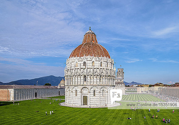 San Giovanni Baptistery  elevated view  Piazza dei Miracoli  UNESCO World Heritage Site  Pisa  Tuscany  Italy  Europe