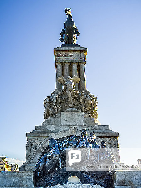 Das Denkmal für General Antonio Maceo am Malecon; Havanna  Kuba