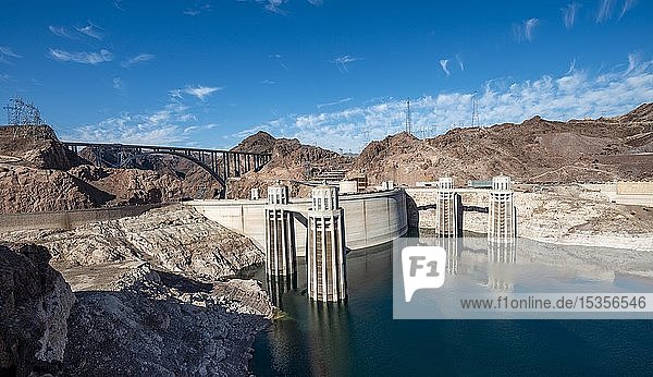 Hoover Dam  Hoover Dam  Dam  Lake Mead  Lake Mead Recreation Area  Arizona  Nevada  USA  North America