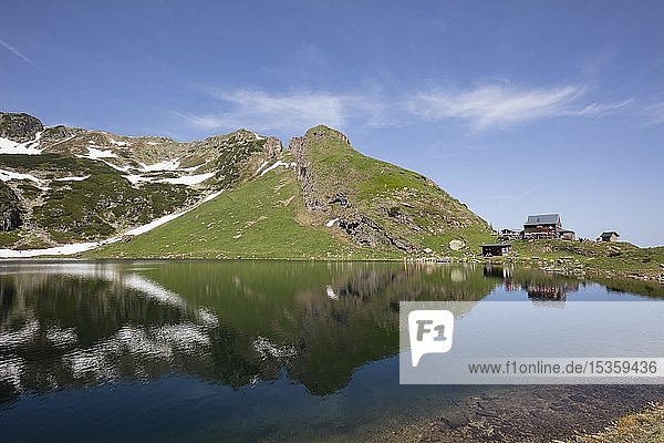 Wildseeloderhaus am Wildseelodersee 1854m Fieberbrunn Kitzbüheler Alpen Tirol Österreich Europa