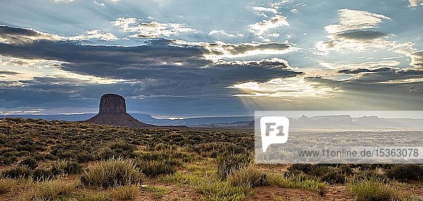 Table Mountains in Cloudy Sky  Light Mood  Mitchell Butte  Oljato Mesa  Navajo Tribal Park  Navajo Nation Reservation  Arizona  Utah  USA  North America