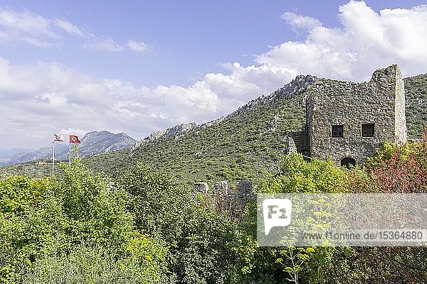 Burgruine St.Hilarion Girne Bezirk Kyrenia Türkische Republik Nordzypern Zypern Europa