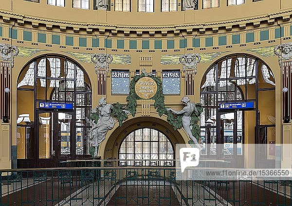 Historical Railway Station Hall  Art Nouveau  Central Station  Prague  Bohemia  Czech Republic  Europe