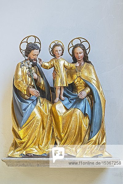 Figürliche Darstellung von Josef  Maria und Jesuskind  Gotische Kirche St. Johannes  Erding  Oberbayern  Bayern  Deutschland  Europa
