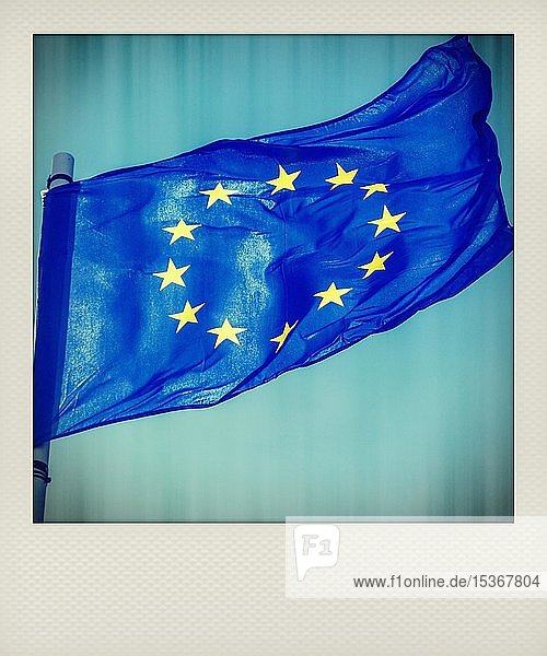 Polaroid-Foto einer EU-Flagge  Frankreich  Europa