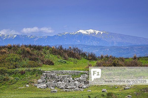 Ruinen von Amantia  antike illyrische Siedlung  4. Jahrhundert v. Chr.  Ploça  Albanien  Europa