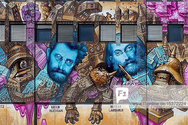 Fassade mit Graffiti SWM Stadtwerke München Obergiesing München Oberbayern Bayern Deutschland Europa