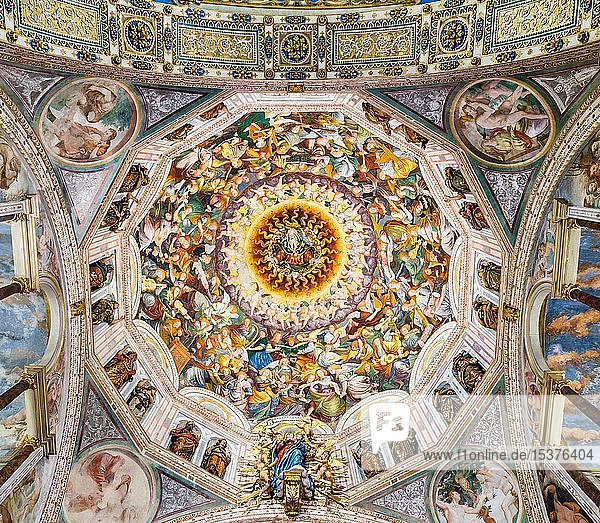 Kuppel  Fresko Konzert der Engel  von Gaudenzio Ferrari  1553  Hochrenaissance  Santuario della Beata Vergine dei Miracoli  Saronno  Provinz Varese  Lombardei  Italien  Europa