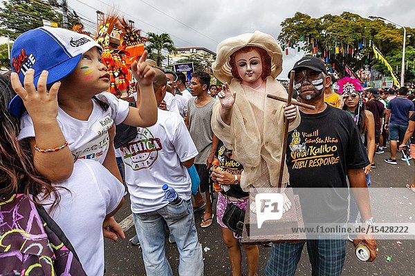 Kalibo The Philippines. 20th January 2019. Thousands of Philippinos take part in a religious street procession honouring Santo Nino (Holy Child) during the last day of the annual Ati-Atihan festival in the city of Kalibo Panay Island The Philippines. Credit: Grant Rooney/Alamy Live News.