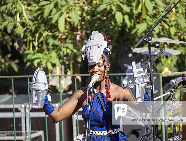 Las Palmas Gran Canaria Canary Islands Spain. 16th December 2018. Grammy award winner Dobet Gnahore from Côte d'Ivoire performing in concert outdoors in Parque Doramas in Las Palmas.