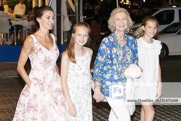 Queen Letizia of Spain Crown Princess Leonor The former Queen Sofia Princess Sofia leave Ola de Mar restaurant after dinner on August 4 2019 in Palma Spain