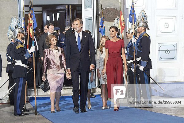 King Felipe VI of Spain Queen Letizia of Spain Crown Princess Leonor Princess Sofia The former Queen Sofia leaved Campoamor Theater after Princesa de Asturias Award 2019 ceremony on October 18 2019 in Oviedo Spain