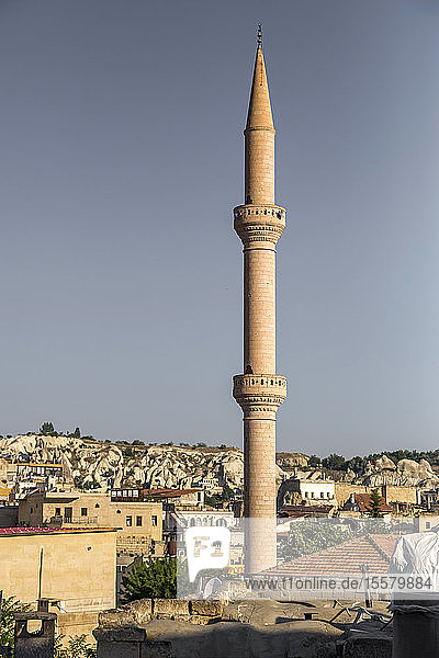 Turm in der Stadt Göreme in Kappadokien  Türkei