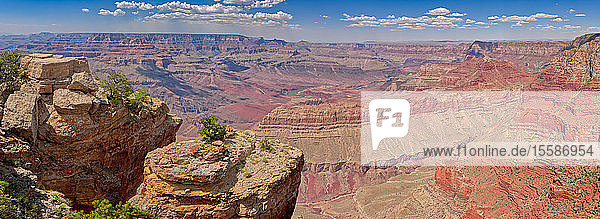 Blick auf den Grand Canyon östlich von Pinal Point am Südrand  Grand Canyon National Park  UNESCO-Weltkulturerbe  Arizona  Vereinigte Staaten von Amerika