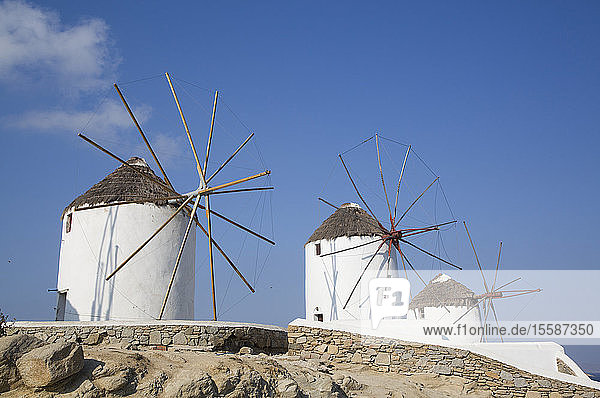 Windmühlen  Mykonos-Stadt  Insel Mykonos  Kykladengruppe  Griechische Inseln  Griechenland