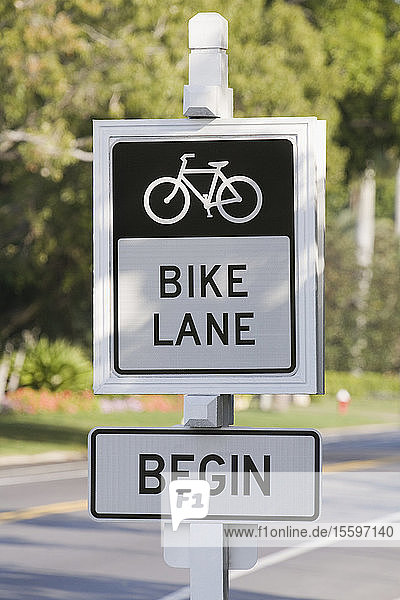 Bicycle Lane signboard at the roadside