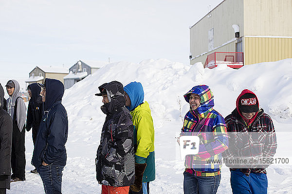 Oberstufenschüler der Mangilaluk-Schule in Tuktoyaktuk  Nordwest-Territorien  Kanada  16. März 2016.