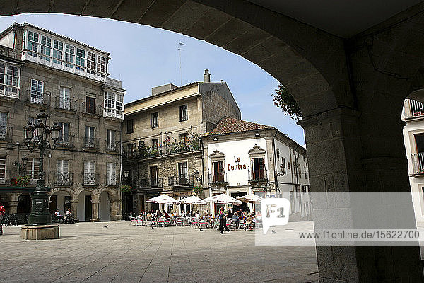 Verfassungsplatz im historischen Zentrum Vigo Galicien Spanien Europa