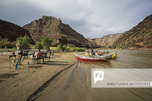 Camp on a Green river rafting trip  Desolation/Gray Canyon section  Utah  USA