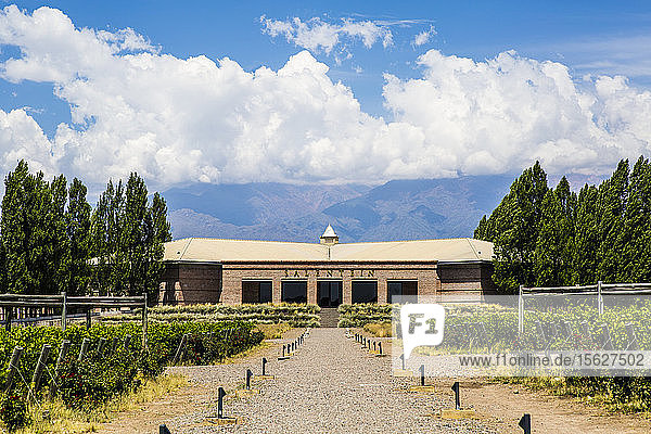 Außenansicht des Gebäudes der Bodega Salentein in Mendoza  Argentinien